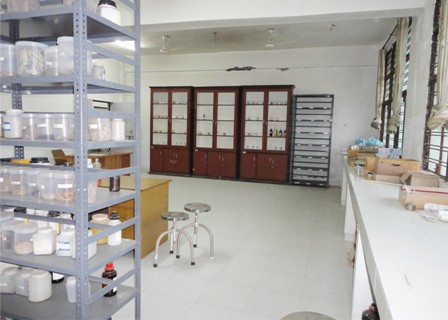 Pharmacognosy Lab with museum