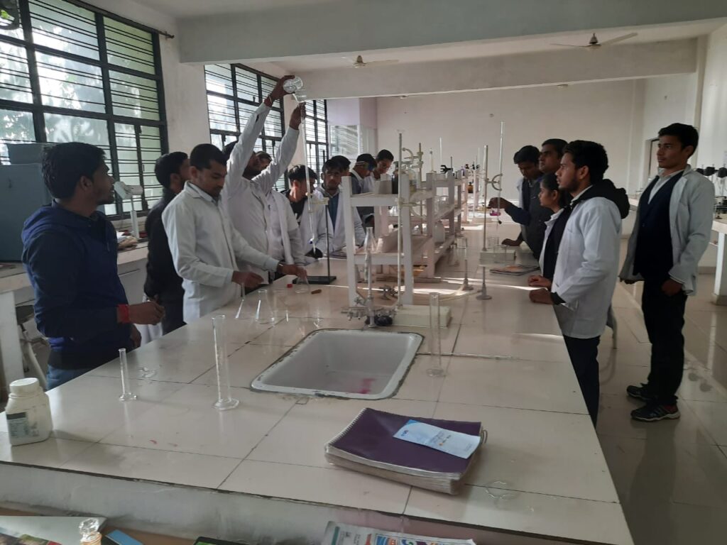 Best B.Pharma College in Agra 